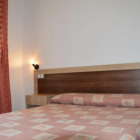 Labella - Rural Restaurante Guest house