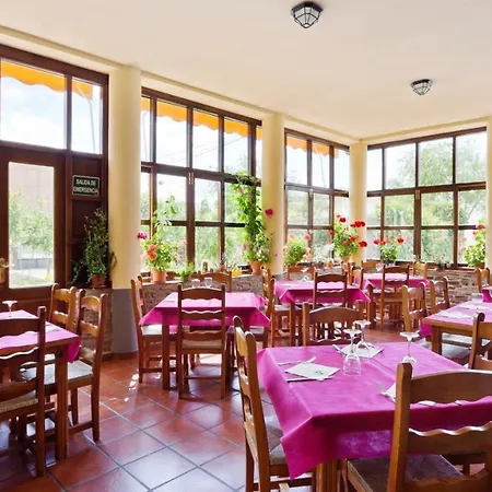 Guest house Labella - Rural Restaurante