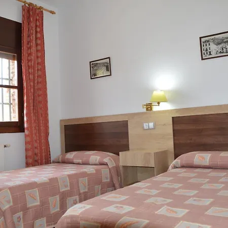 Guest house Labella - Rural Restaurante